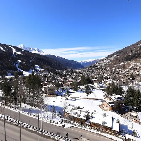 & Palace Ponte Di Legno