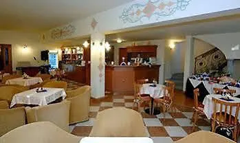 & Palace Feriested 3*