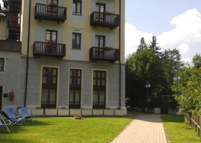 & Palace بونتي دي لينيو